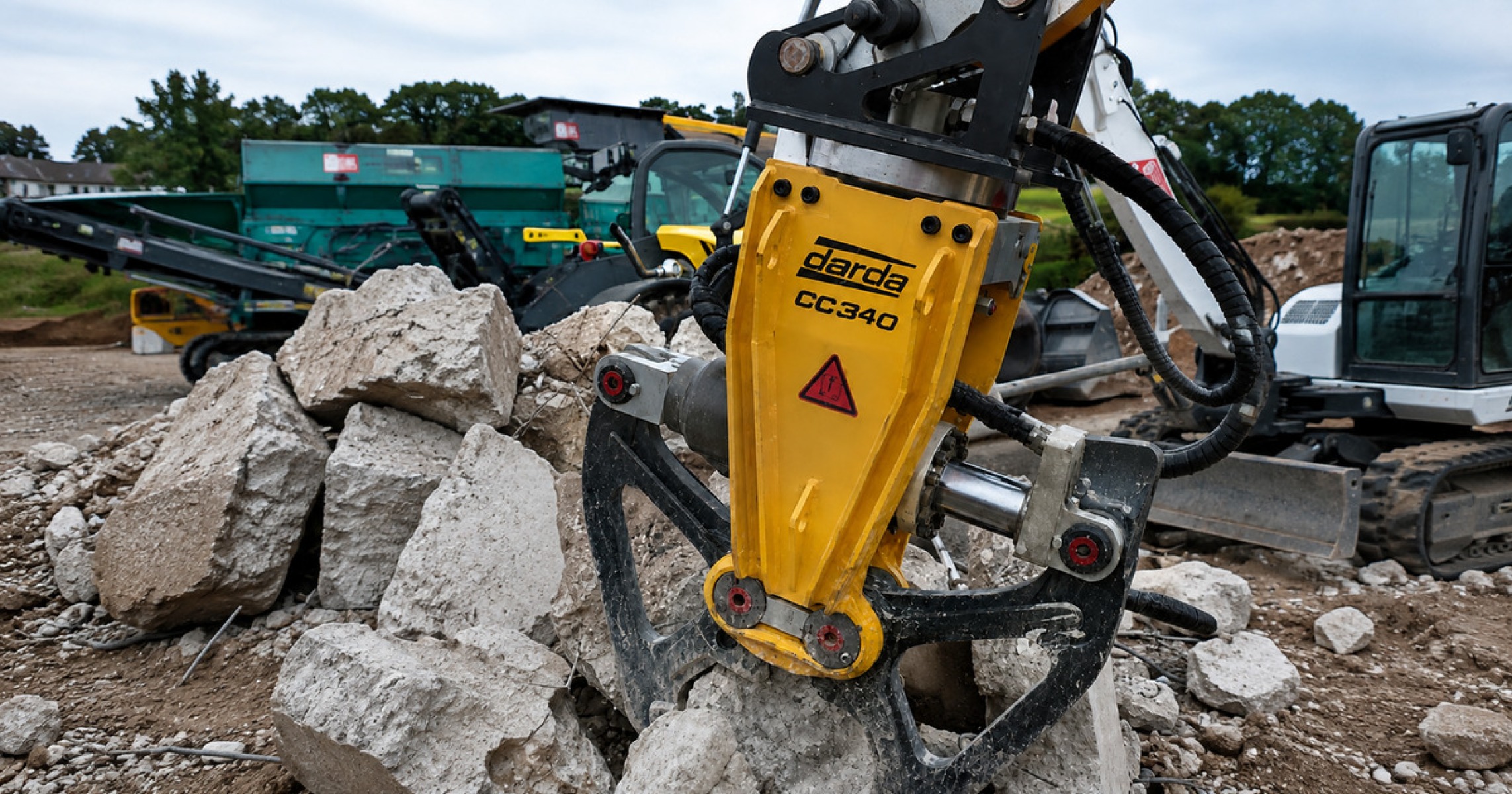 Darda Concrete Crusher - CC340 — Entrepot Marketing Singapore